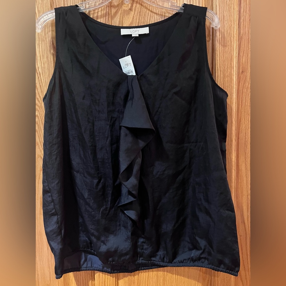 LOFT Bubble Hem Sleeveless‎ Ruffle Blouse in Black Size Large